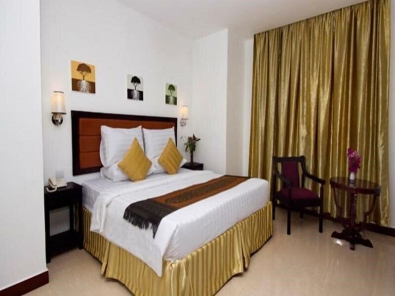 Картинка Town View 2*